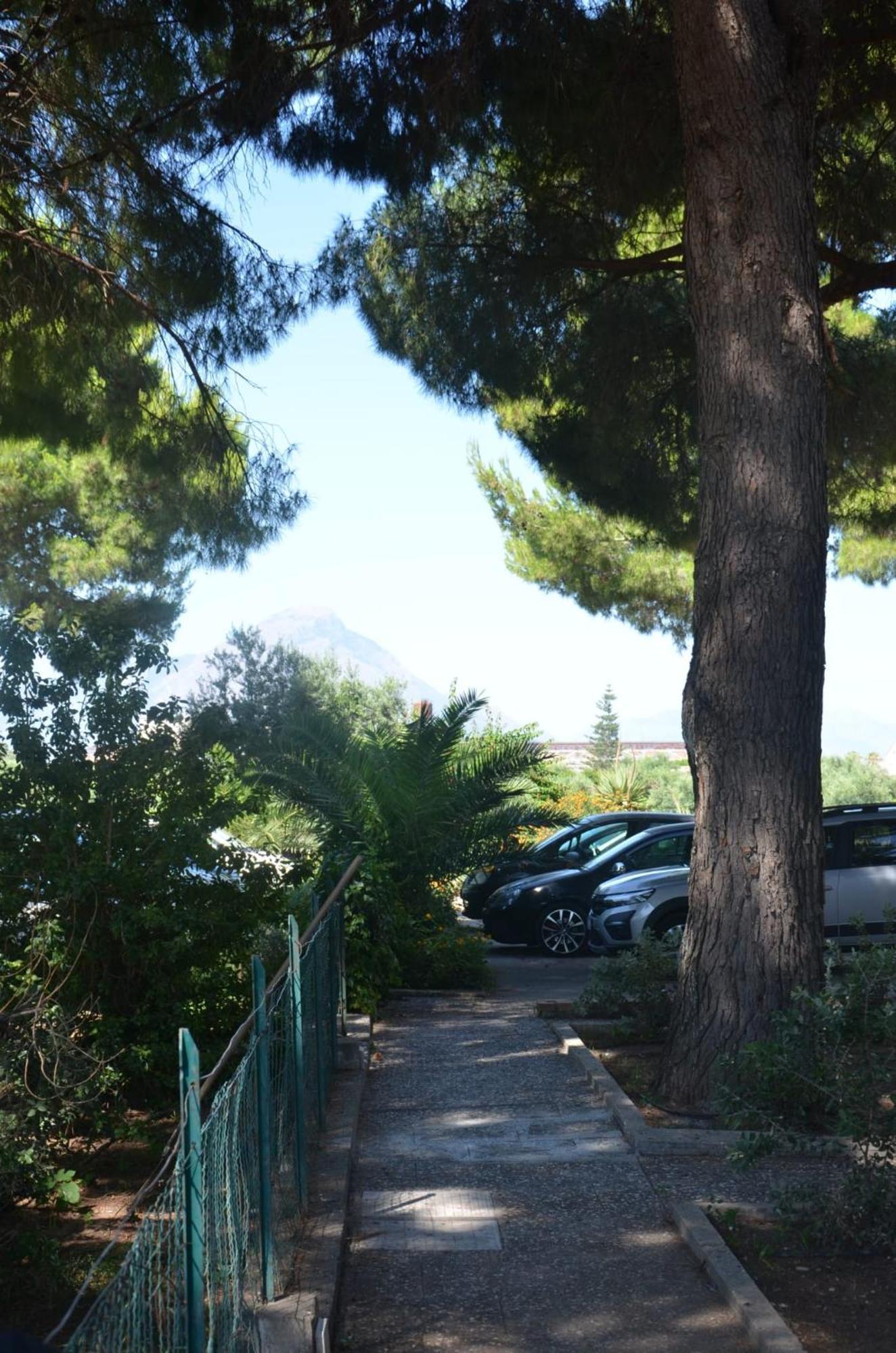 Teti - Sicilia * Campofelice Di Roccella